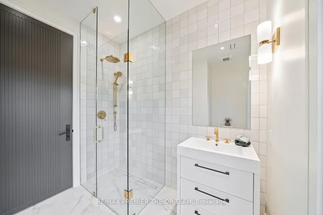 Additional image 32 of 35 Botfield Ave