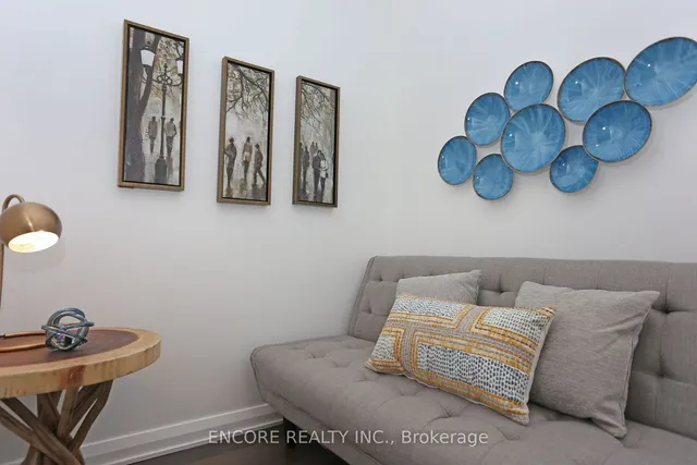 Additional image 14 of 155 Yorkville Ave Unit 707