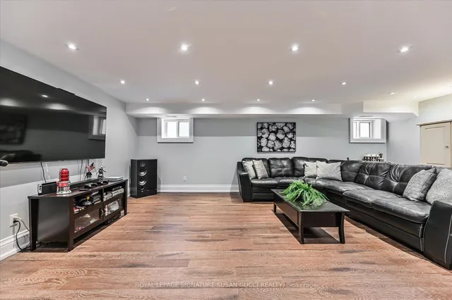 Additional image 31 of 11 Northbrook Rd