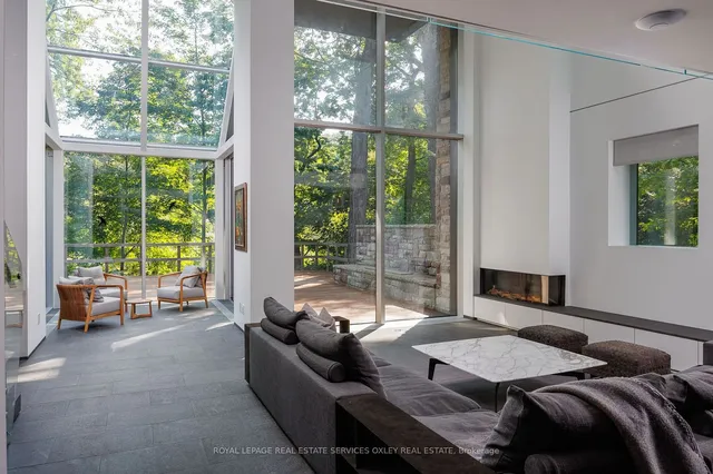 Additional image 28 of 11 Beaumont Rd