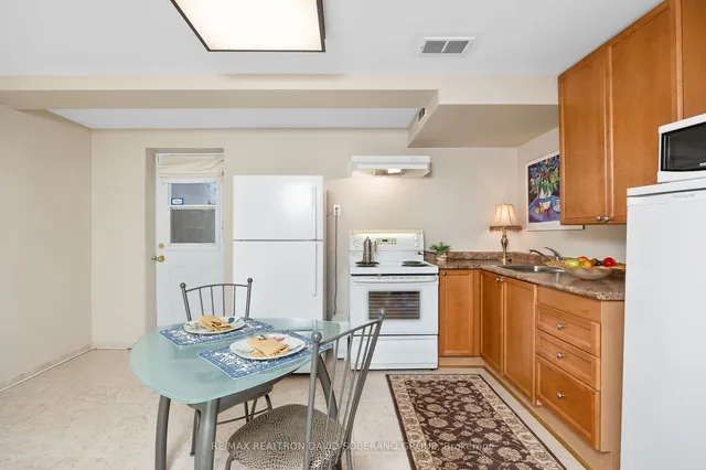 Additional image 27 of 169 Kennard Ave