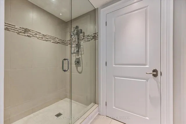 Additional image 34 of 11 Northbrook Rd