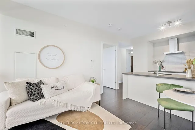 Additional image 15 of 2221 Yonge St Unit 3108