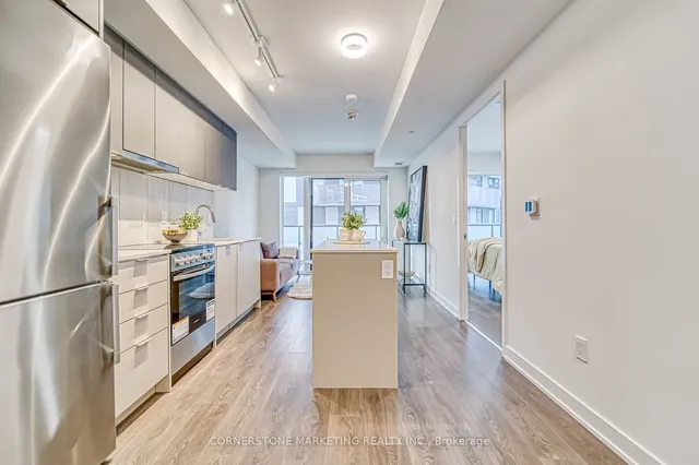 Additional image 7 of 8 Tippett Rd Unit 813