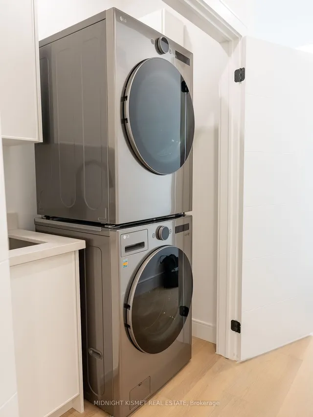 Additional image 28 of 92 Johnston Ave