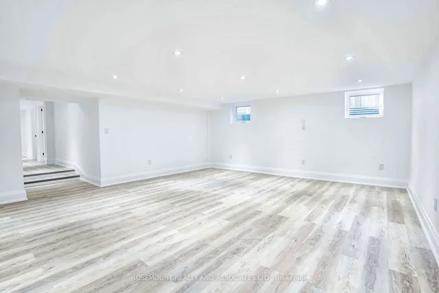 Additional image 23 of 37 Radlett Ave