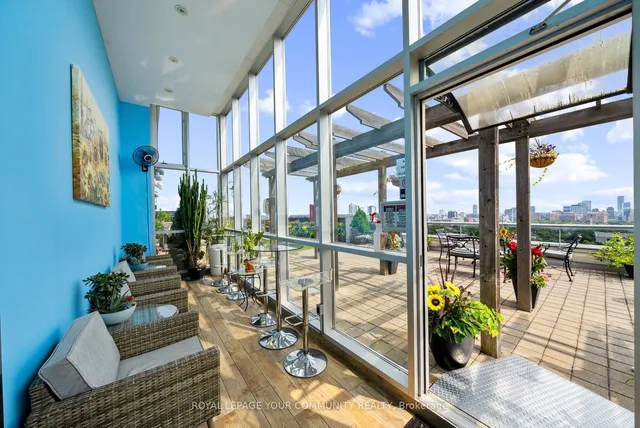 Additional image 34 of 225 Wellesley St Unit 407