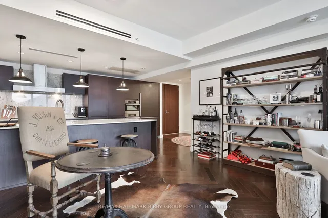 Additional image 8 of 180 University Ave Unit 4707