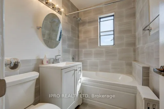 Additional image 25 of 46 Twenty Second St