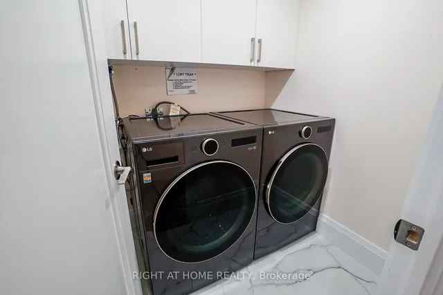 Additional image 33 of 18 Lower Village Gate Unit 107