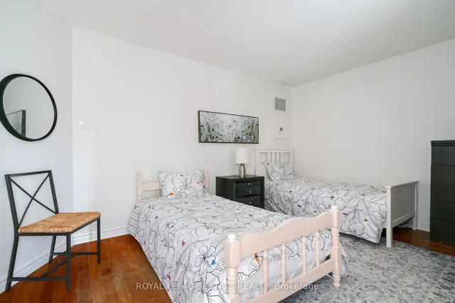 Additional image 11 of 1055 Bay St Unit 205