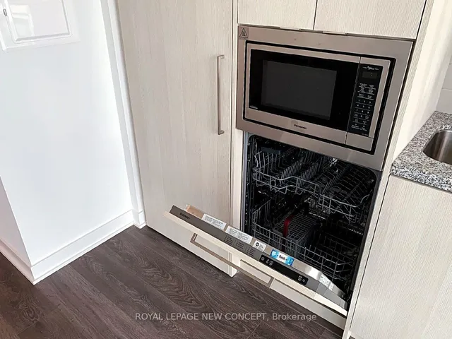 Additional image 10 of 115 Blue Jays Way Unit 3511