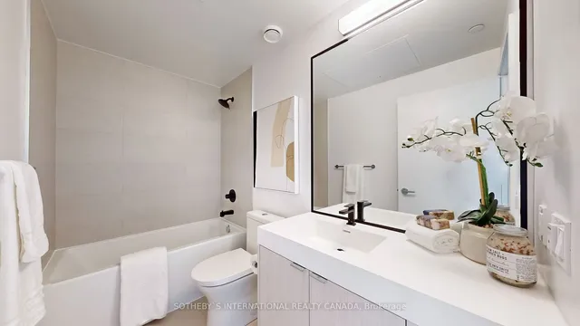 Additional image 24 of 250 Lawrence Ave Unit 624