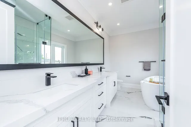 Additional image 27 of 303 Delta St