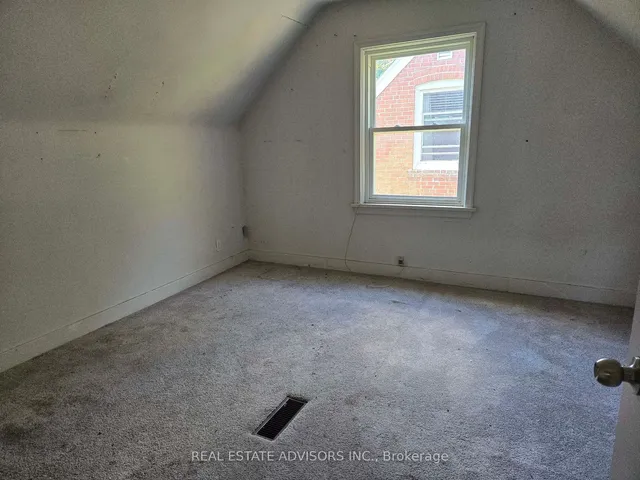 Additional image 16 of 46 Devondale Ave