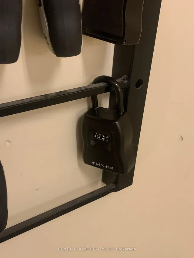 Additional image 20 of 21 Hillcrest Ave Unit 2203