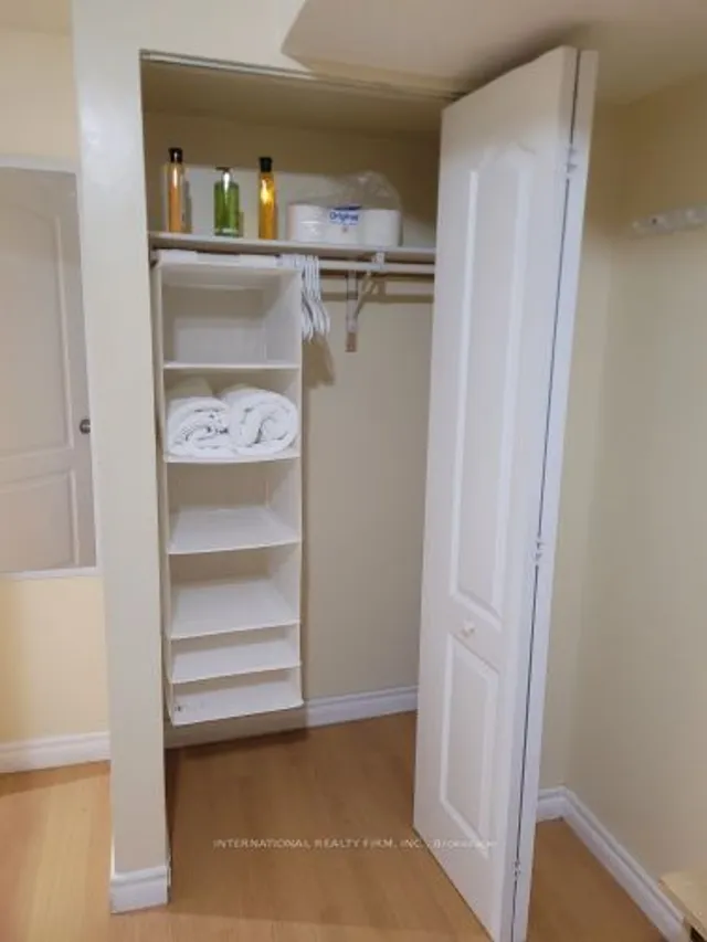 Additional image 35 of 23 Hackett Ave