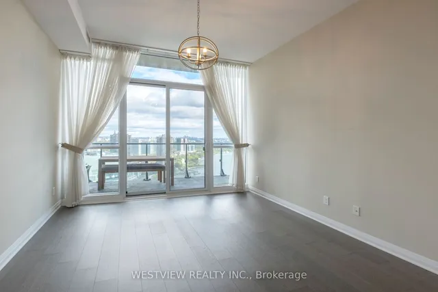 Additional image 22 of 59 Annie Craig Dr Unit PH3901