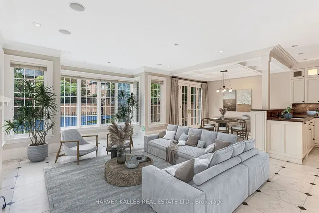 Additional image 12 of 8 Binscarth Rd