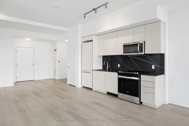 Additional image 4 of 859 The Queensway Unit 1106