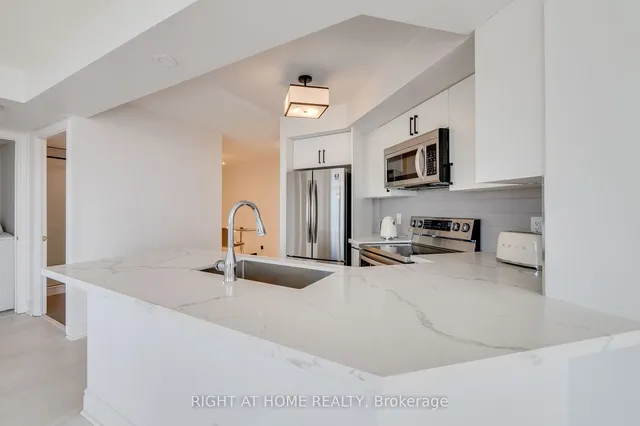 Additional image 15 of 5 Northtown Way Unit 702