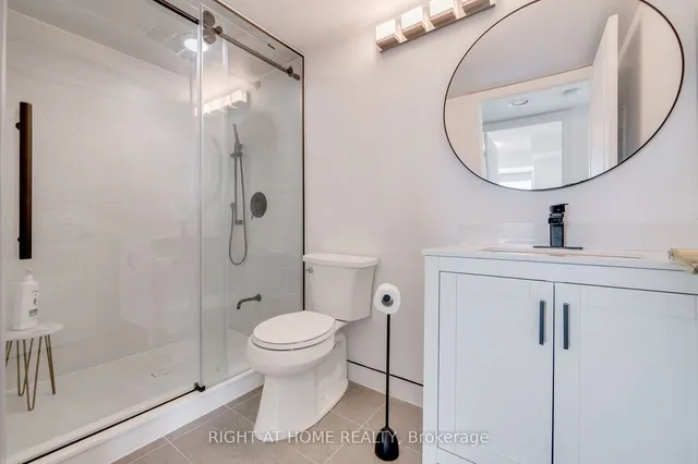 Additional image 26 of 5 Northtown Way Unit 702