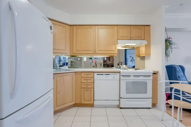 Additional image 14 of 3 Marine Parade Dr Unit 707