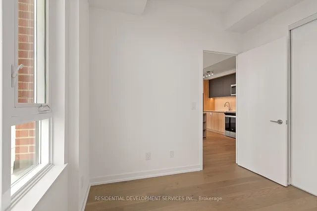 Additional image 13 of 3100 Keele St Unit 1201