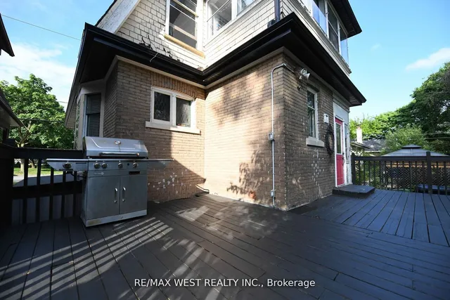 Additional image 36 of 76 Rosemount Ave