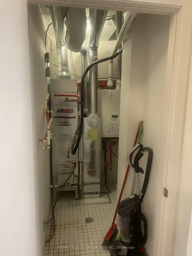 Additional image 8 of 70 ORCHID PLACE Dr Unit 14