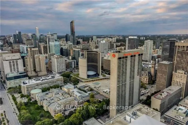 Additional image 13 of 180 University Ave Unit 5504