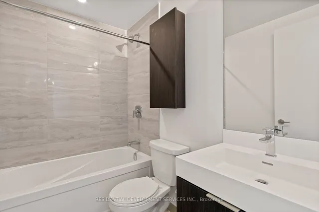 Additional image 21 of 3100 Keele St Unit 1201