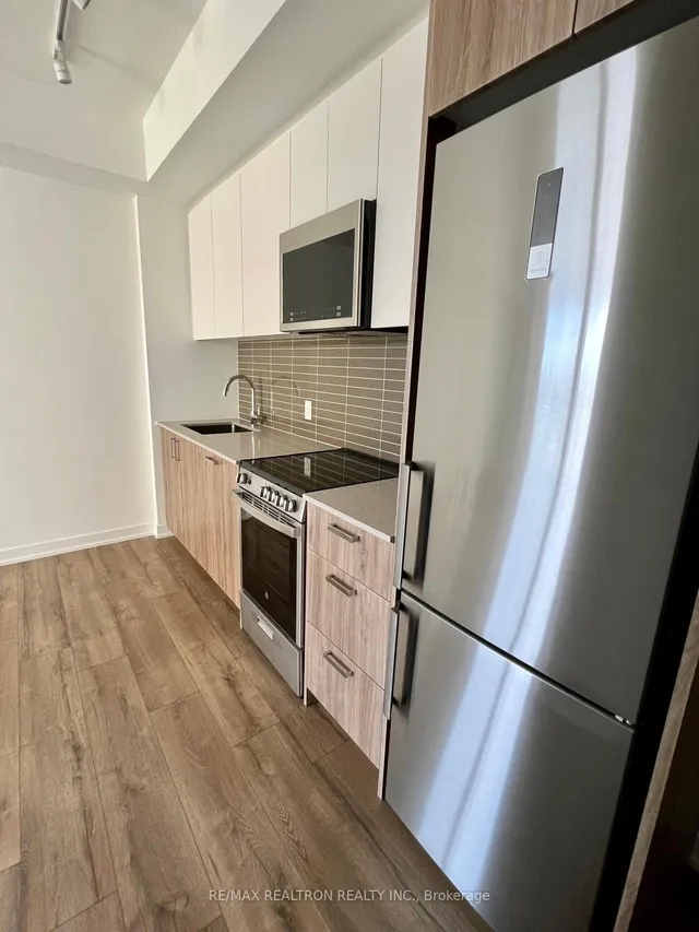 Additional image 9 of 1787 St Clair Ave Unit 604