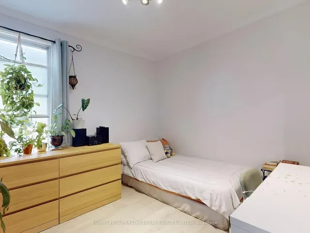 Additional image 25 of 257 Prescott Ave