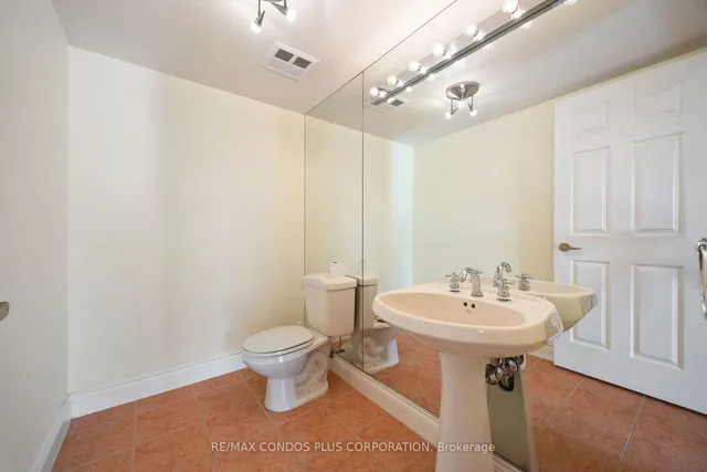 Additional image 34 of 889 Bay St Unit 1610