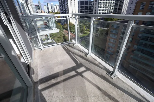 Additional image 25 of 68 Merton St Unit 1002