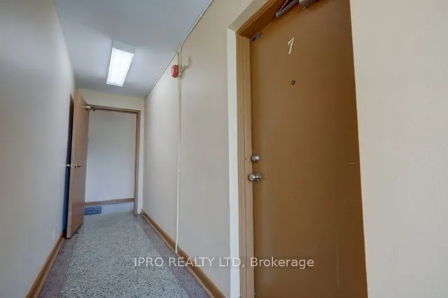 Additional image 26 of 46 Twenty Second St