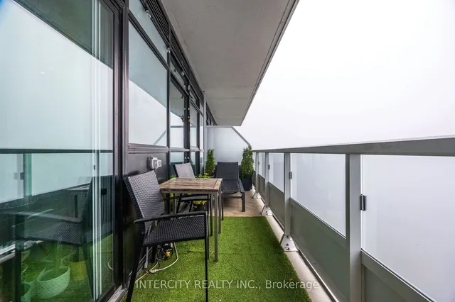 Additional image 35 of 251 Manitoba St Unit 2605