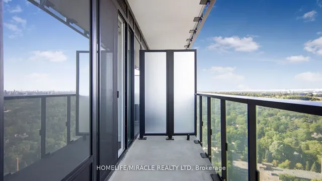 Additional image 11 of 575 Bloor St Unit 2905