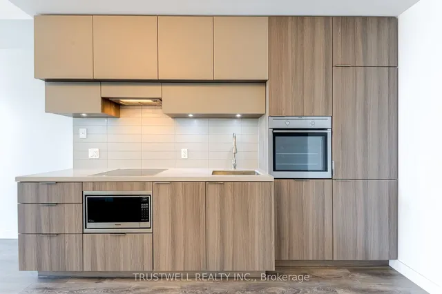 Additional image 5 of 8 Eglinton Ave Unit 2106