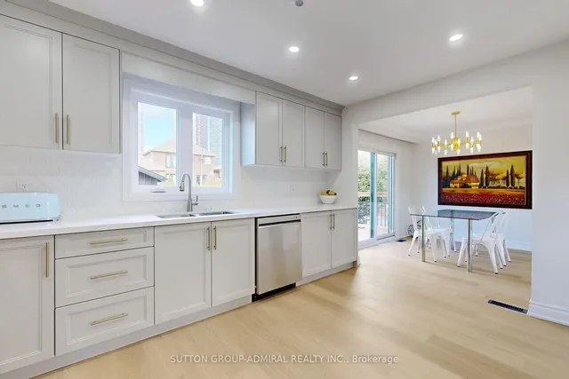 Additional image 12 of 24 Cartwright Ave