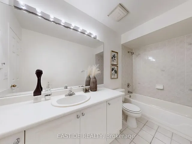 Additional image 31 of 83 Mondeo Dr Unit 168