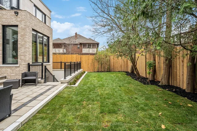 Additional image 30 of 159 Cortleigh Blvd