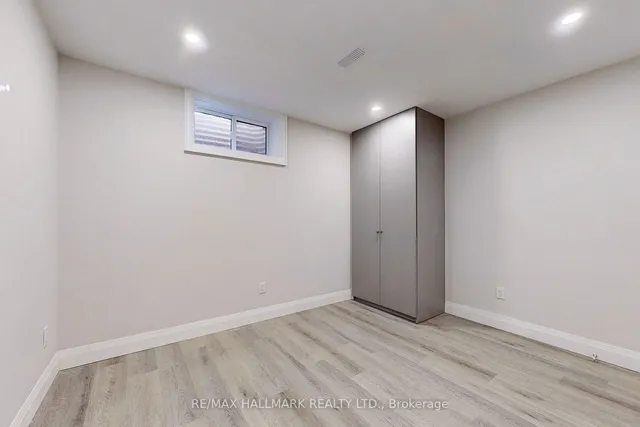 Additional image 30 of 36 Farley Cres