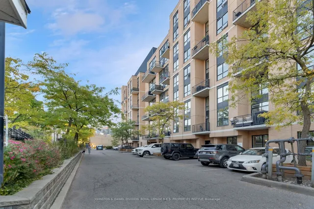 Additional image 3 of 800 King St Unit 210