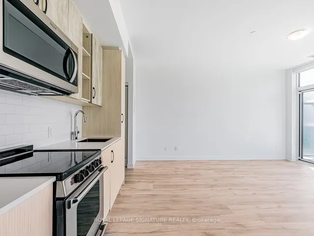 Additional image 13 of 251 Manitoba St Unit 824