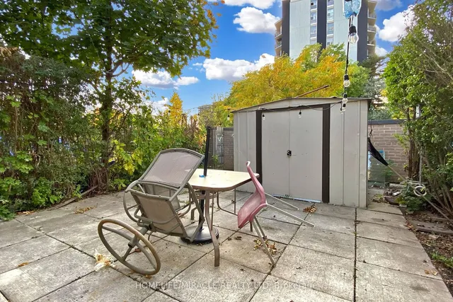 Additional image 31 of 61 Driftwood Ave Unit 7