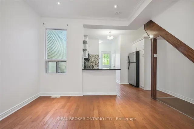 Additional image 22 of 134 Jones Ave