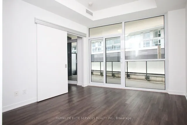 Additional image 14 of 30 Ordnance St Unit 306