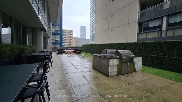 Additional image 17 of 68 Shuter St Unit 909